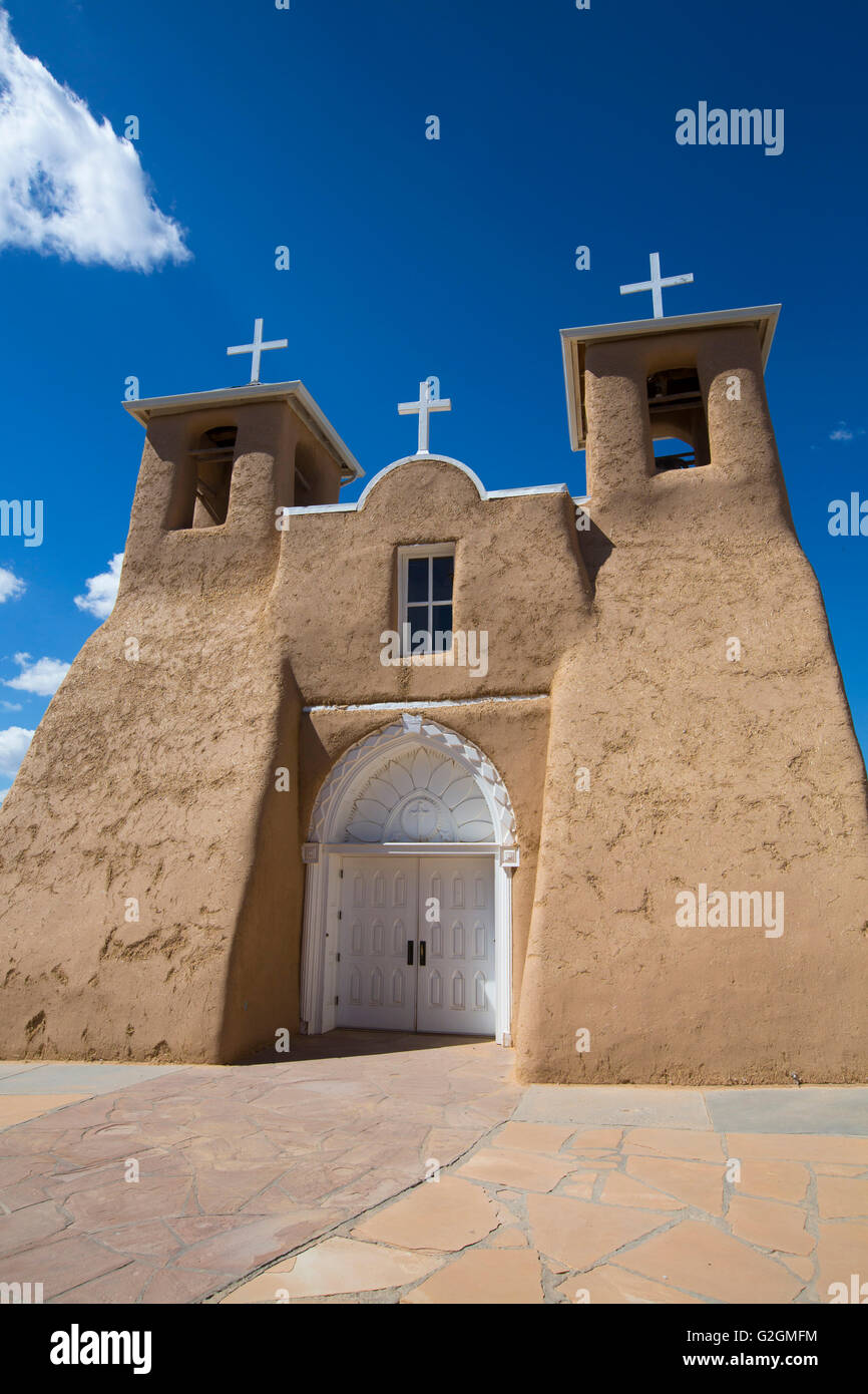 Missionskirche San Francisco de Asis, National Historic Landmark, gegründet 1772, Ranchos de Taos, New Mexico, USA Stockfoto