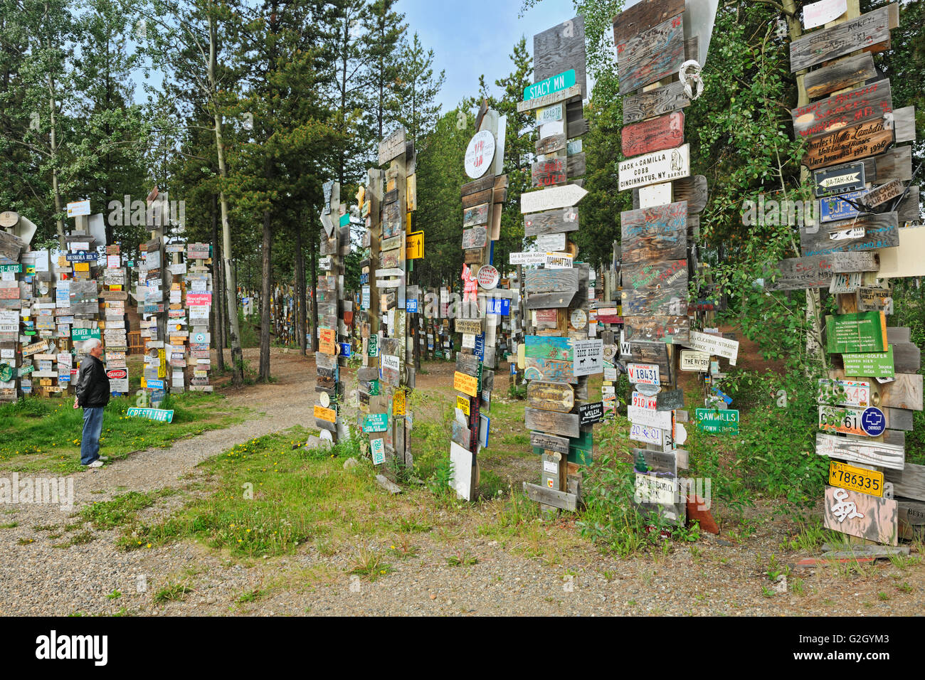 Sign Post Forest (Modell freigegeben) Watson Lake Yukon Kanada Stockfoto