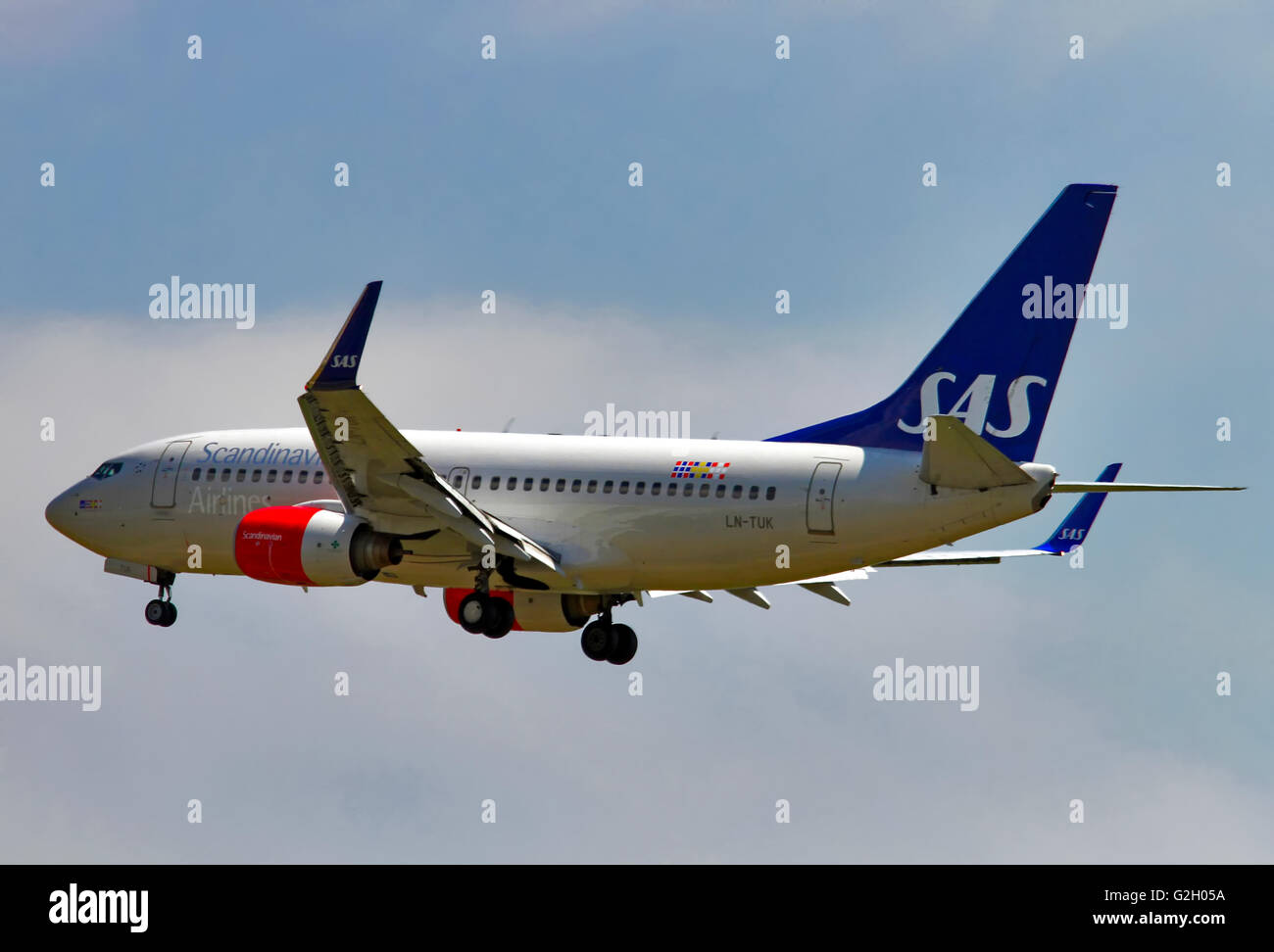 LN-TUK SAS Boeing 737 nächste Gen fotografiert am Flughafen Malpensa, Mailand, Italien Stockfoto