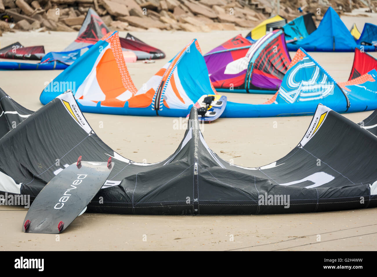 Kite Surf Board und Drachen am Strand von St. Augustine, Florida, USA. Stockfoto