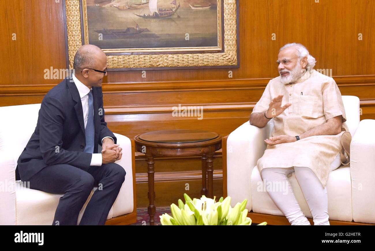 Der indische Premierminister Narendra Modi trifft sich mit Microsoft CEO Satya Nadella 30. Mai 2016 in New Delhi, Indien. Stockfoto