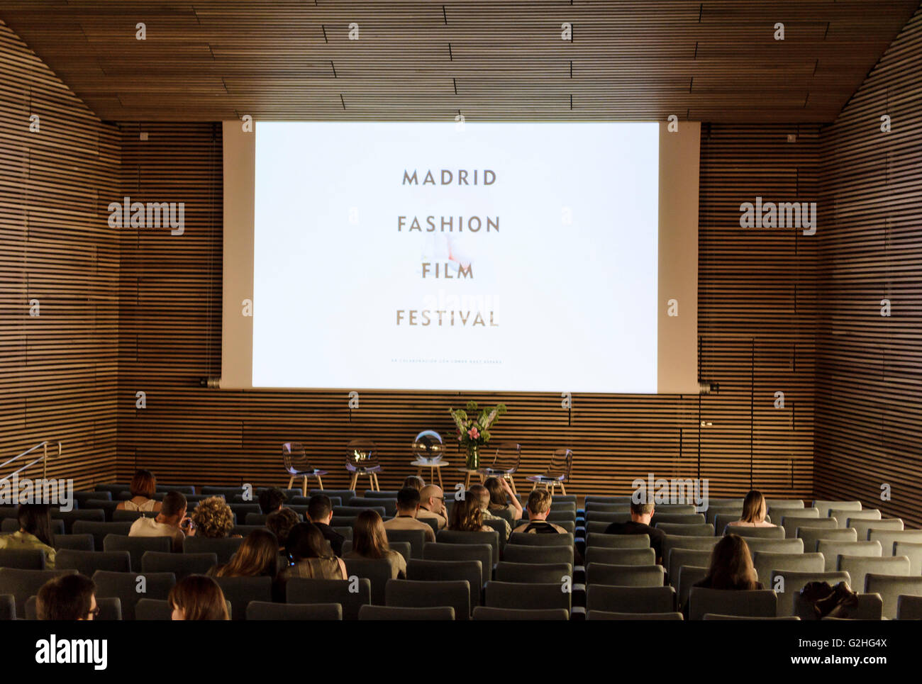 Madrid, Spanien, 30 St Mai 2016.  Ein Kino-Blick an der Einweihung der Madrid Fashion Film Festival in Cuartel Conde Duque, Madrid, Spanien. Bildnachweis: Enrique Davó/Alamy Live-Nachrichten Stockfoto