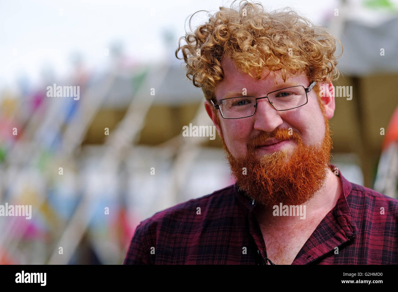 Hay-Festival, Wales, UK - Mai 2016 - Kinder Autor Dave Rudden bei der Hay Festival zu reden sein Debüt buchen Ritter von Dark ausgeliehen. Stockfoto