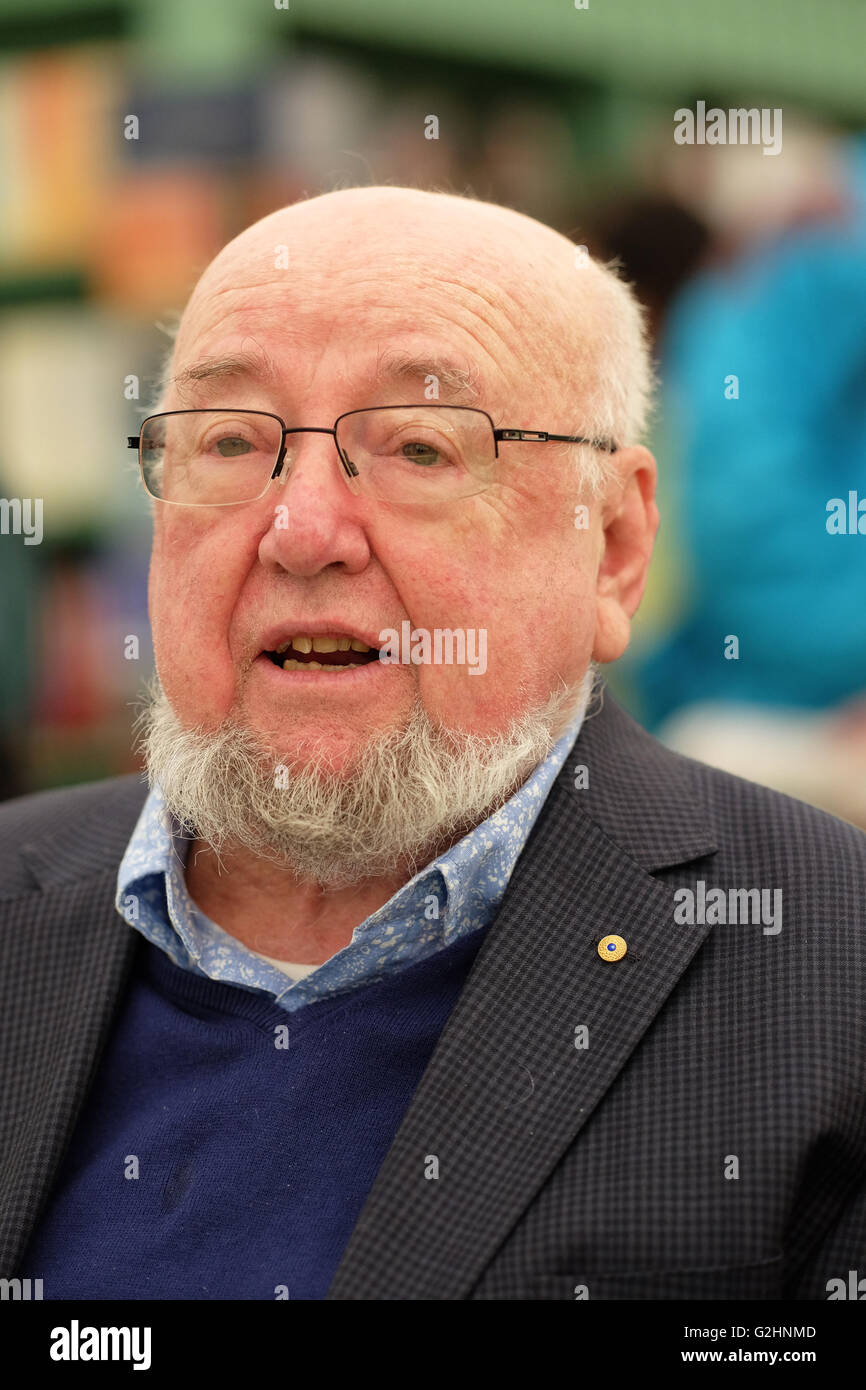 Hay Festival, Wales, Großbritannien - Mai 2016 - Thema Thomas Keneally im Hay Festival über seine Booker Preis ausgezeichneten Roman über das Leben von Oskar Schindler während des Zweiten Weltkrieges eine Schindlers Arche zu sprechen Stockfoto