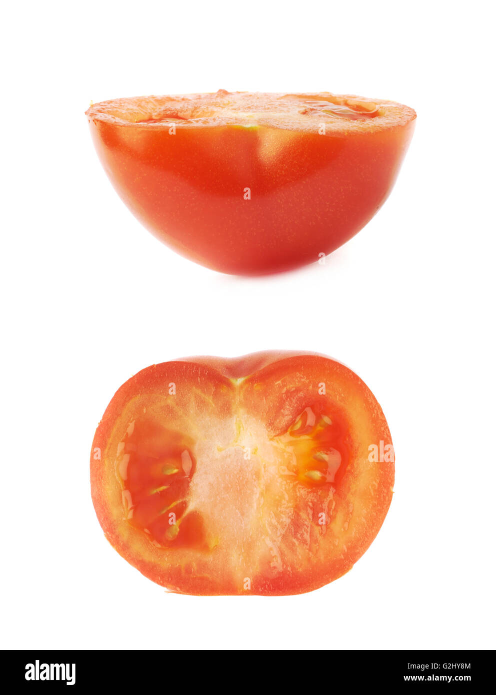 Tomaten halbieren, isoliert Stockfoto