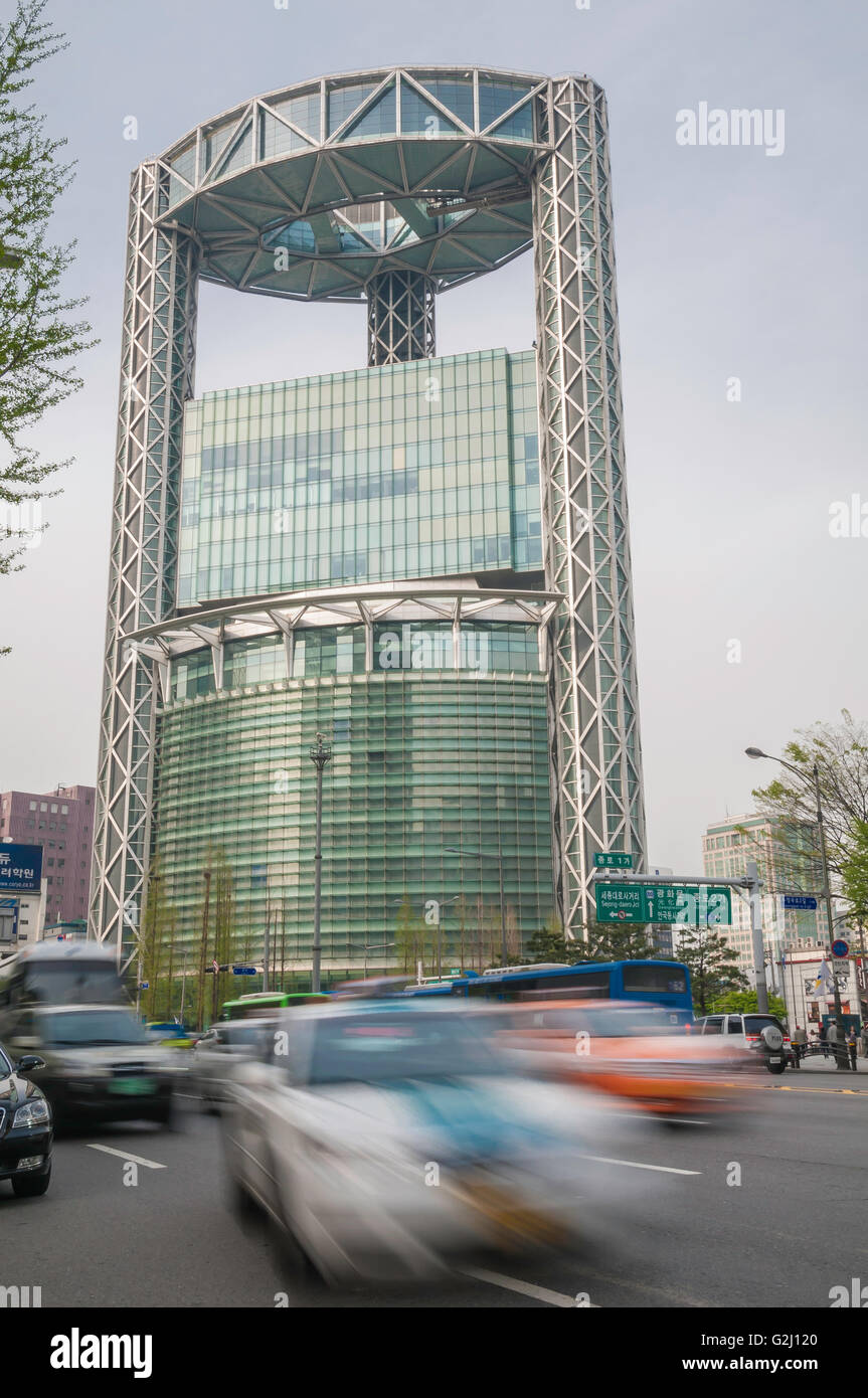 Bewegung Blau des Datenverkehrs Jongno Tower, Jongno, Seoul, Südkorea Stockfoto