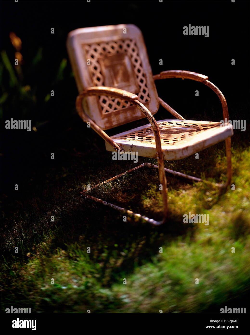 Gartenstuhl Aus Metall Stockfotos & Gartenstuhl Aus Metall Bilder - Alamy