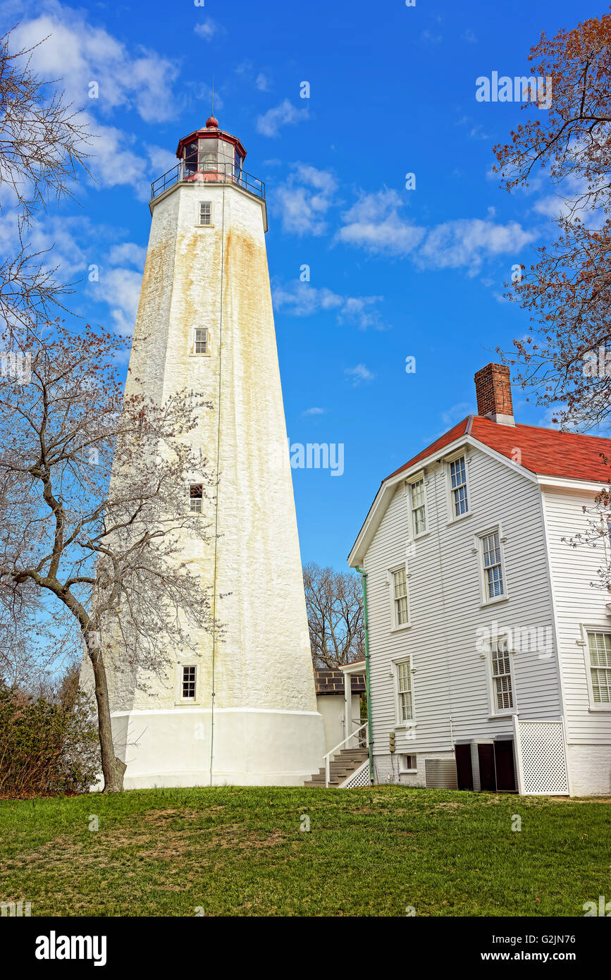 Sandy Hook Licht Turm und Haus. Es ist der älteste Leuchtturm noch funktioniert jetzt. Sandy Hook befindet sich im Hochland in Monmouth County, New Jersey, USA Stockfoto