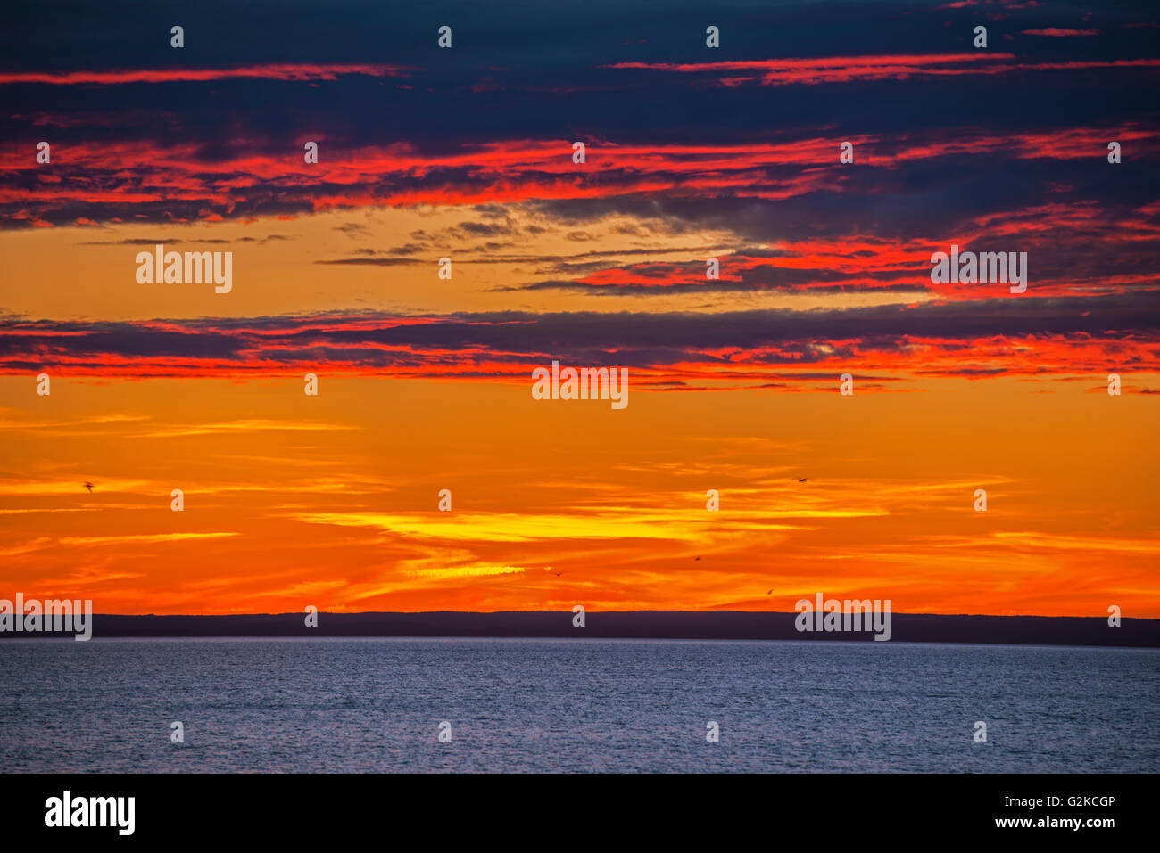 Sonnenuntergang auf den Atlantischen Ozean Kanal-Port Aux Basken & Labrador Neufundland Kanada Stockfoto