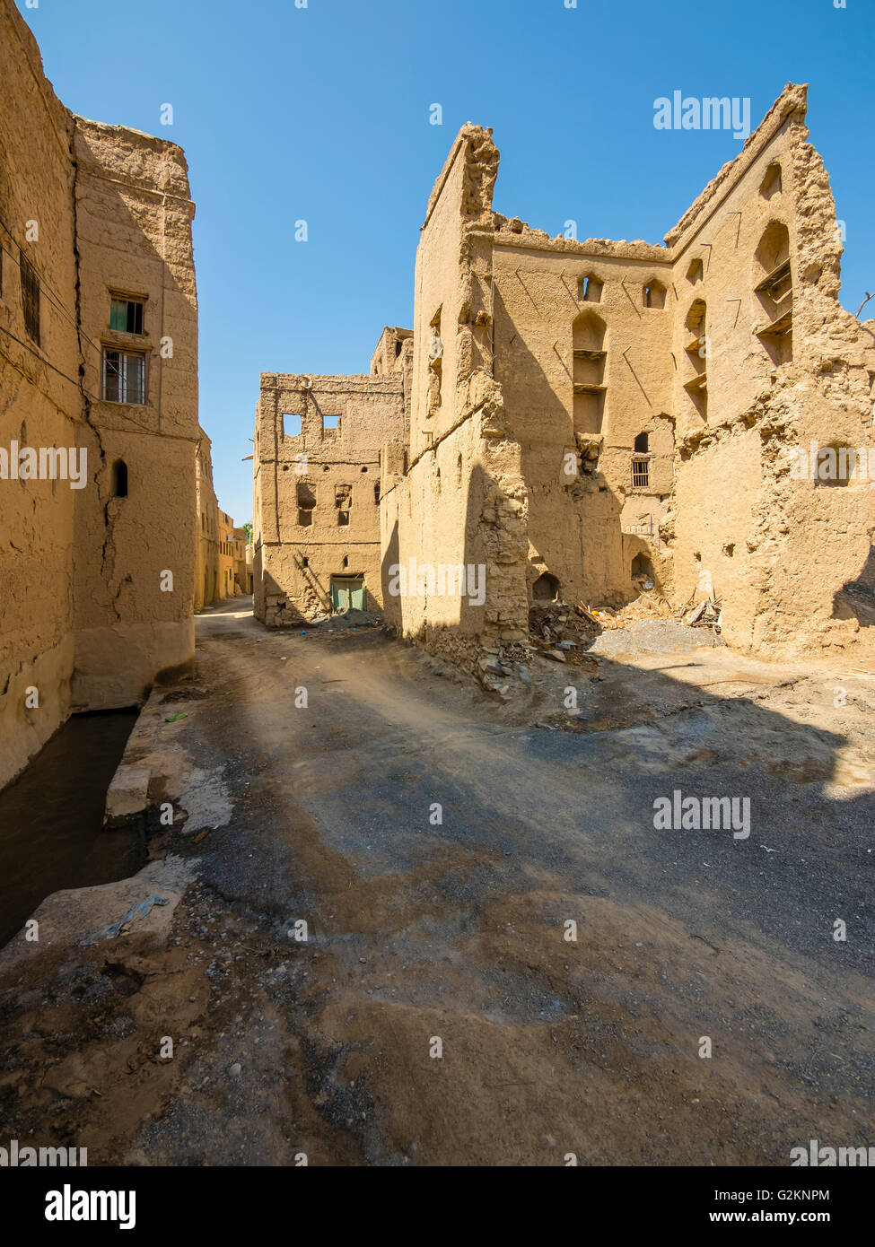 Oman, Dhakiliya Region, Al-Hamra, verlassenen Dorf Stockfoto