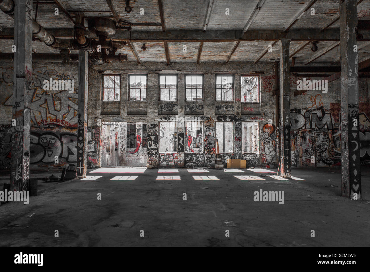 verlassenen Lagerhaus / Fabrik Zimmer - leeres Loft Stockfoto