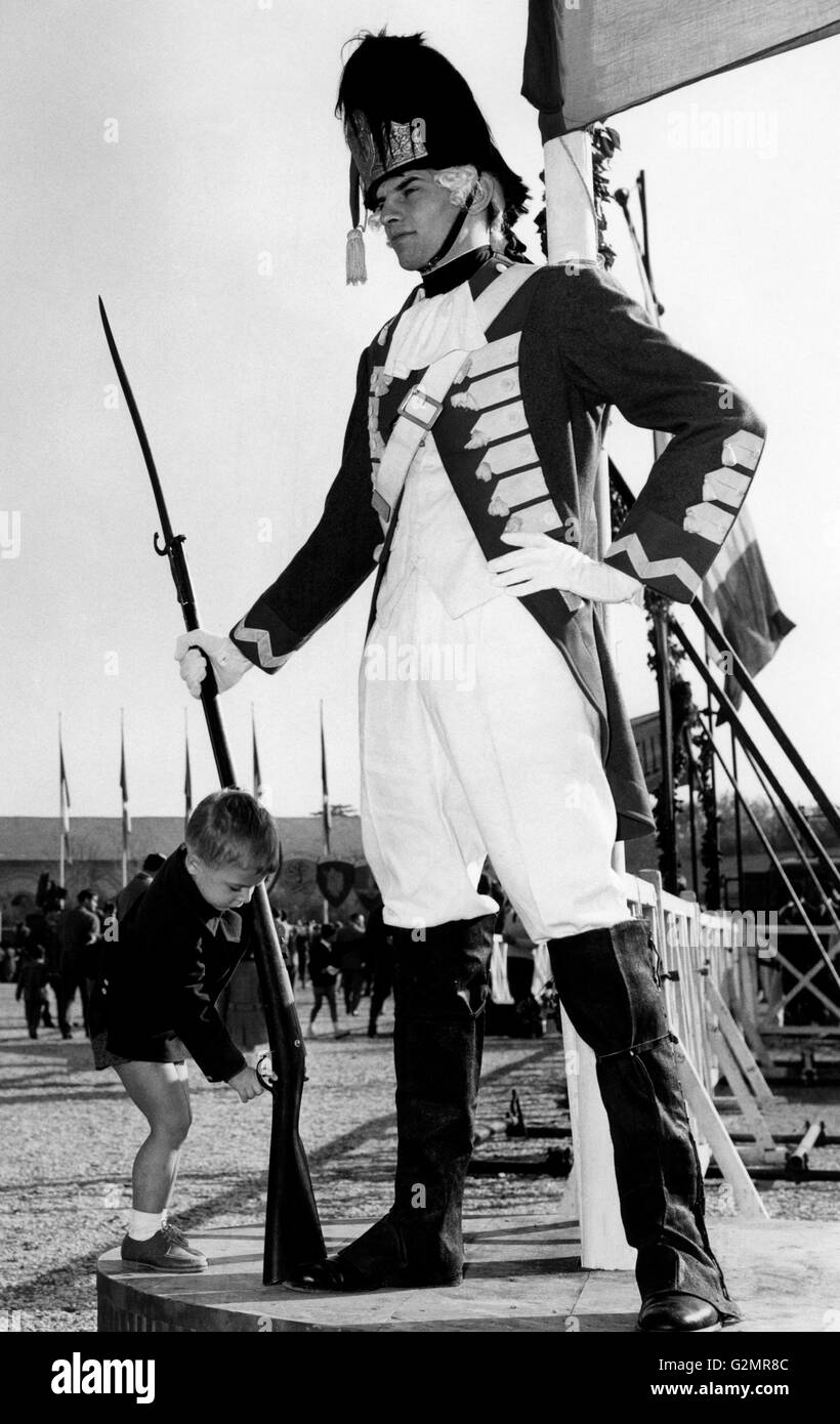 Rom, eine Uniformierte Wächter hoch auf das Jubiläum des Tages der Republik, 1960 Stockfoto