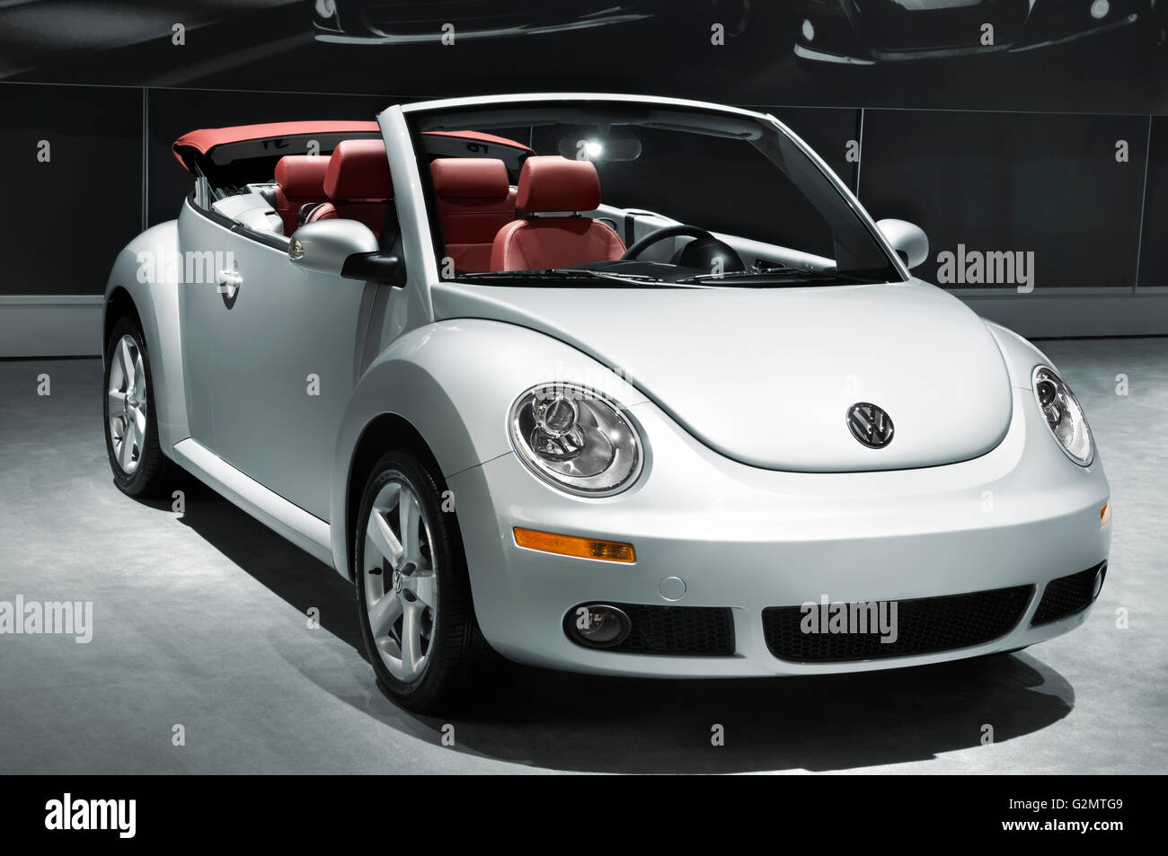 Volkswagen Beetle Convertible Stockfotos Und Bilder Kaufen Alamy