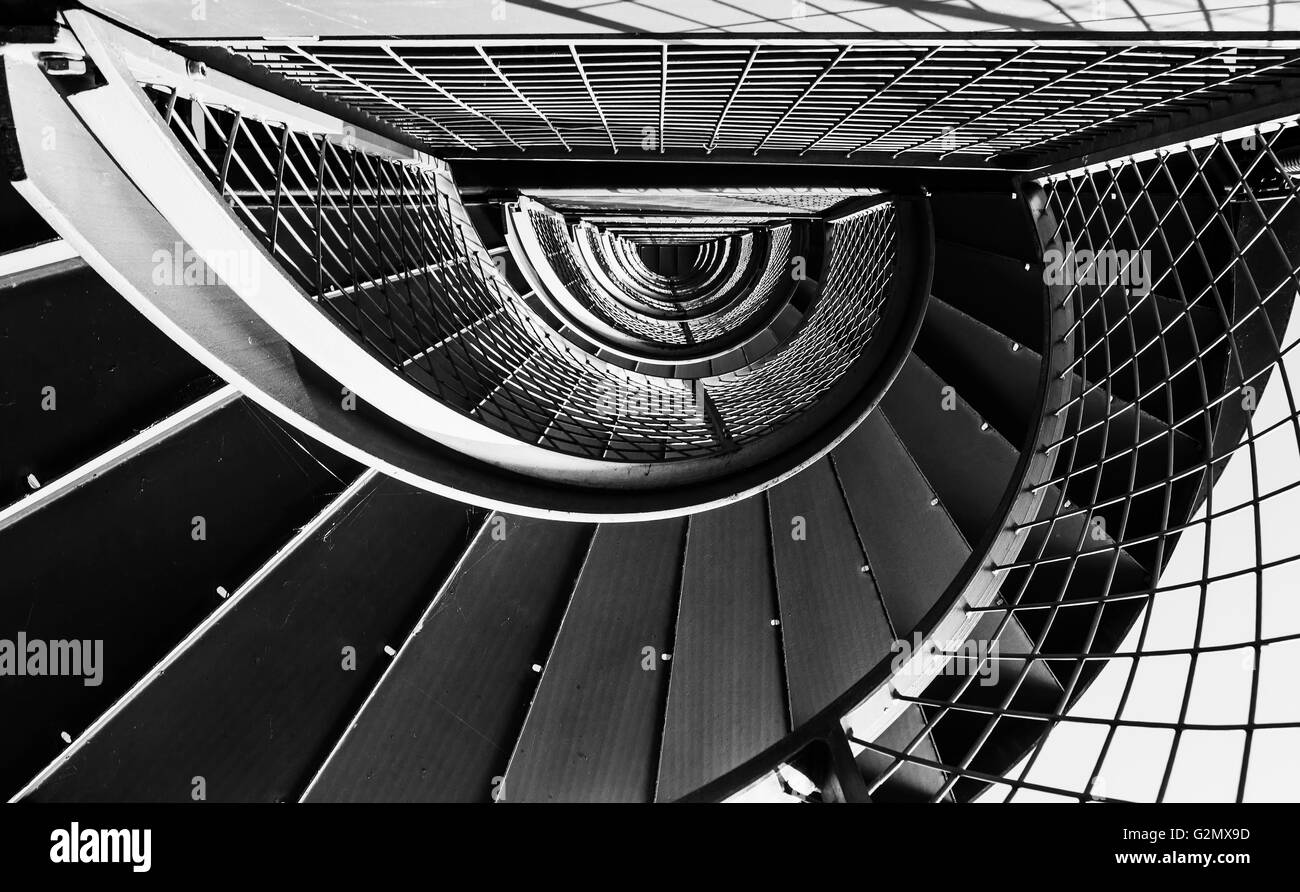 Metall Wendeltreppe zum Turm in Friedrichshafen, Deutschland Stockfoto