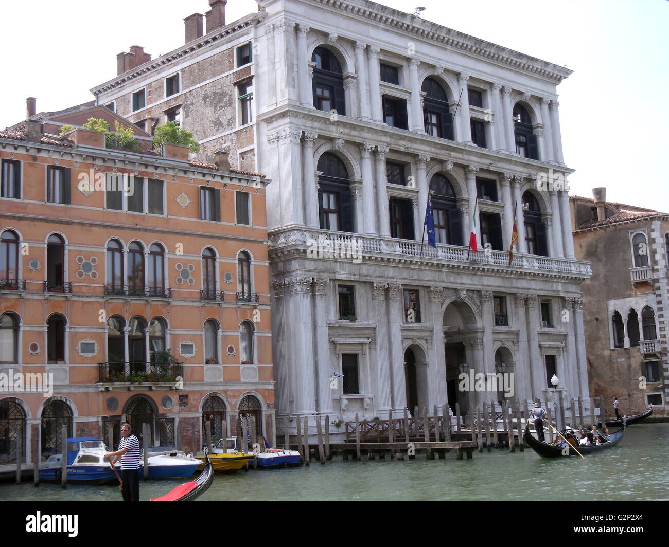 Archival venedig italien kanal -Fotos und -Bildmaterial in hoher ...