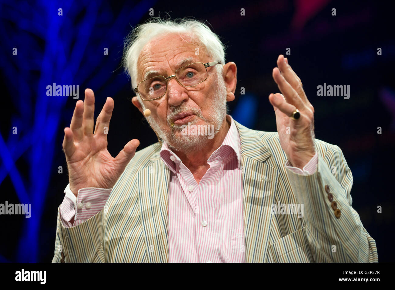 Shakespeare Gelehrter Stanley Wells sprechen auf der Bühne Hay Festival 2016 Stockfoto