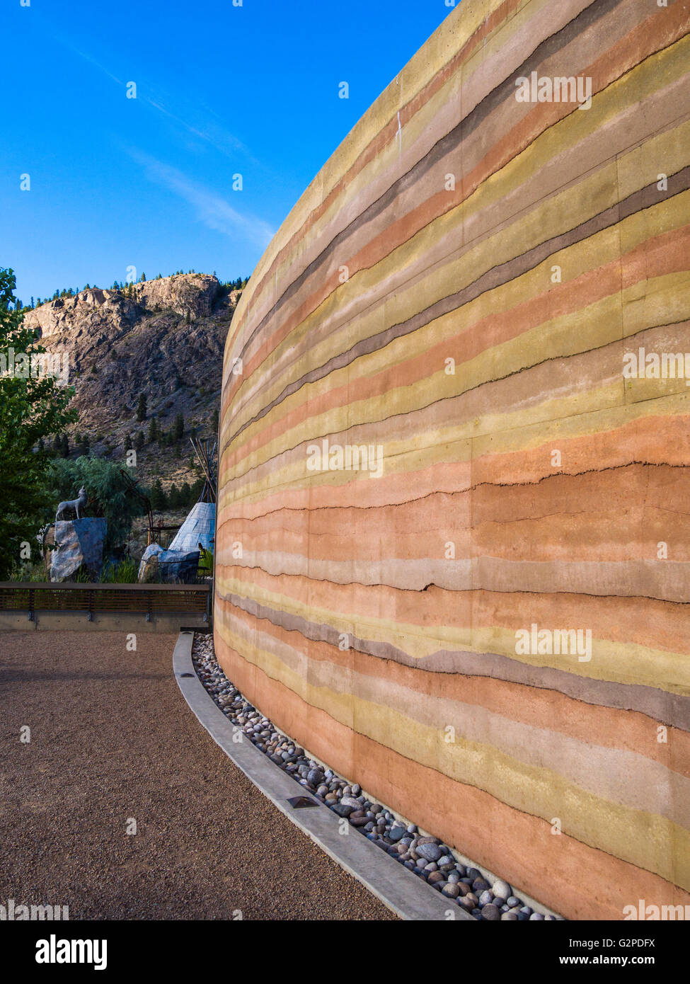 MIP Desert Cultural Centre in Osoyoos BC Kanada Geist Ridge Resort. Funktionen interpretativen Anlage und Wüstenlandschaft Fuß. Stockfoto