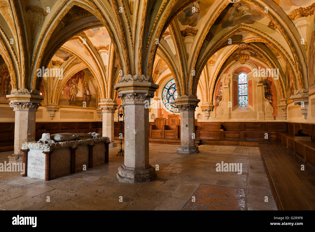Holy trinity column heiligenkreuz Fotos und Bildmaterial in hoher