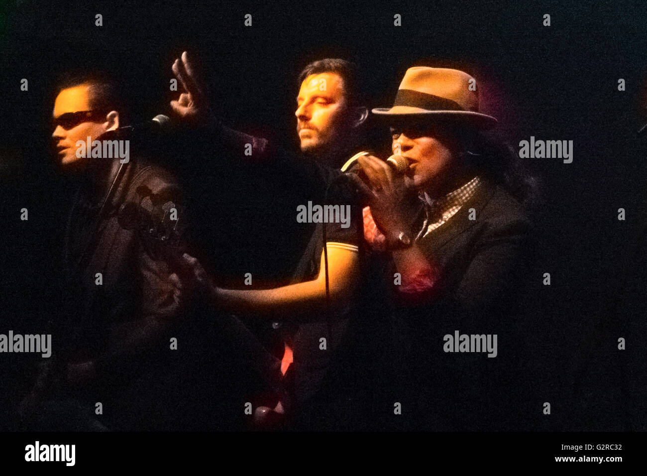 16.09.2015, Berlin, Berlin, Deutschland - Konzert der Band The Selecter in Berlin-Kreuzberg Gretchen. Selecter, jamaikanischen Englisch für DJ, ist eine englische Ska Band, das Grün fertig im Jahr 1979 in Coventry. Es gehört neben Bands wie The Specials, Wahnsinn, schlechte Manieren und The Beat für die zweite Welle des Ska, die so genannte 2-Tone Ska zugeschrieben werden. 0BG150916D003CAROEX. JPG - nicht für den Verkauf in G E R M A N Y, A U S T R I A S W I T Z E R L A N D [MODEL-RELEASE: Nein, PROPERTY-RELEASE: Nein, (C) Caro Fotoagentur / Geilert, http://www.caro-images.com, info@carofoto.pl - Verwendung von diesen Bildern Stockfoto