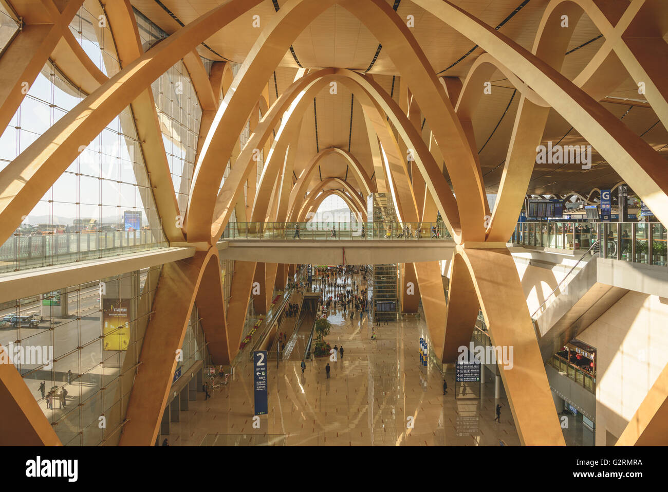 Großartige Architektur am Kunming Flughafen Terminal in China Stockfoto