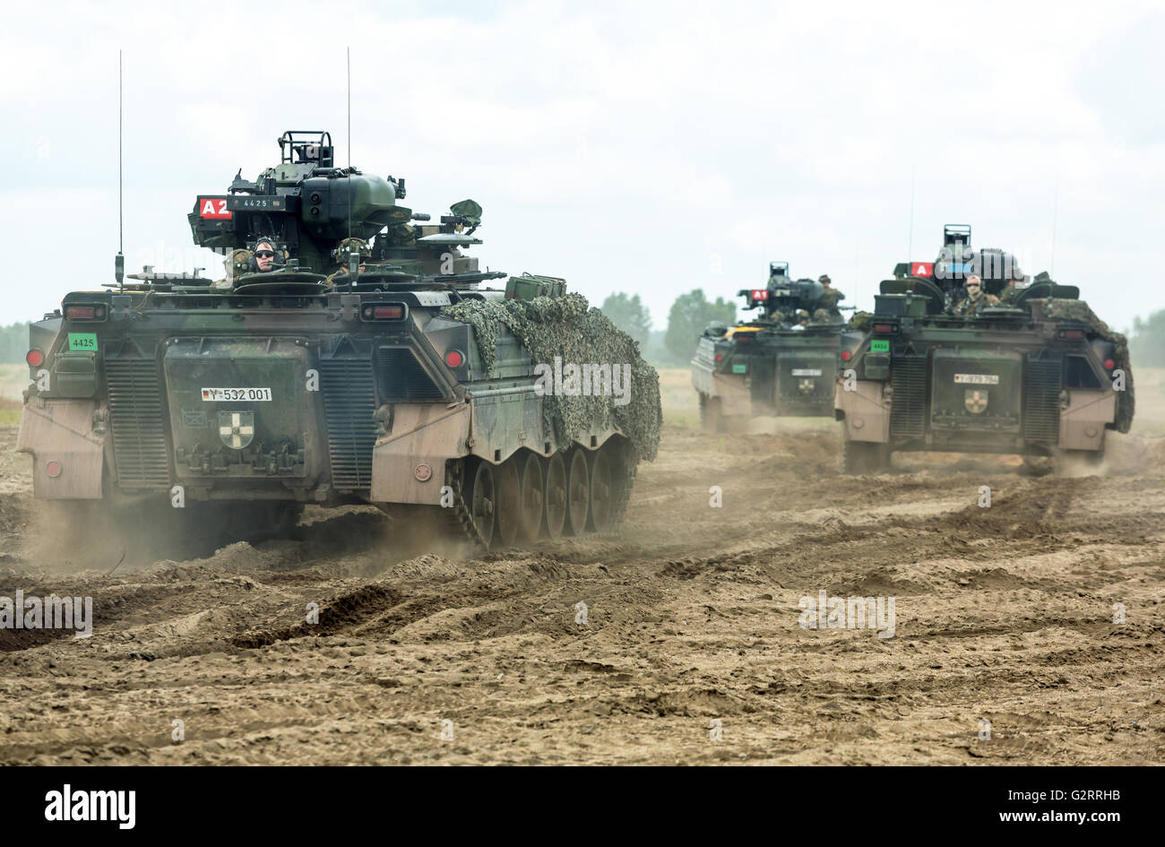 Gardelegen, Deutschland, Panzer Grenadier-Kompanie in einer Praxis auf dem Truppenübungsplatz Altmark Stockfoto