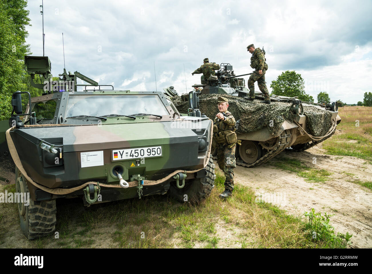 Gardelegen, Deutschland, Panzer Grenadiere auf dem Truppenübungsplatz Altmark Stockfoto