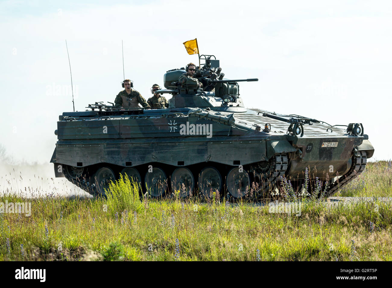 Gardelegen, Deutschland, Panzer Grenadier-Kompanie in einer Praxis auf dem Truppenübungsplatz Altmark Stockfoto