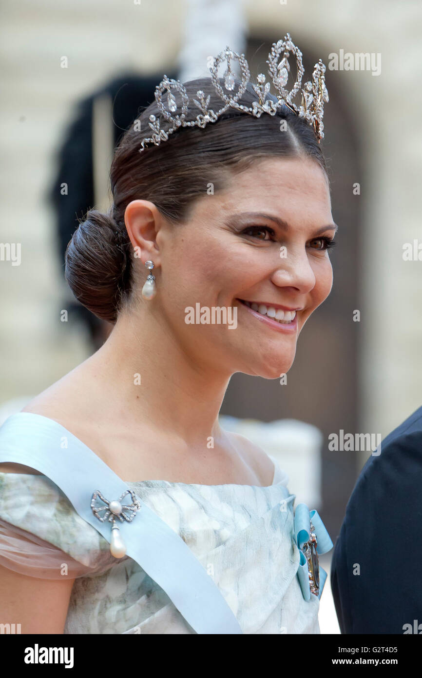 Kronprinzessin Victoria von Schweden, besucht die Hochzeit von Prinz Carl Philip von Schweden und Sofia Hellqvist Stockfoto