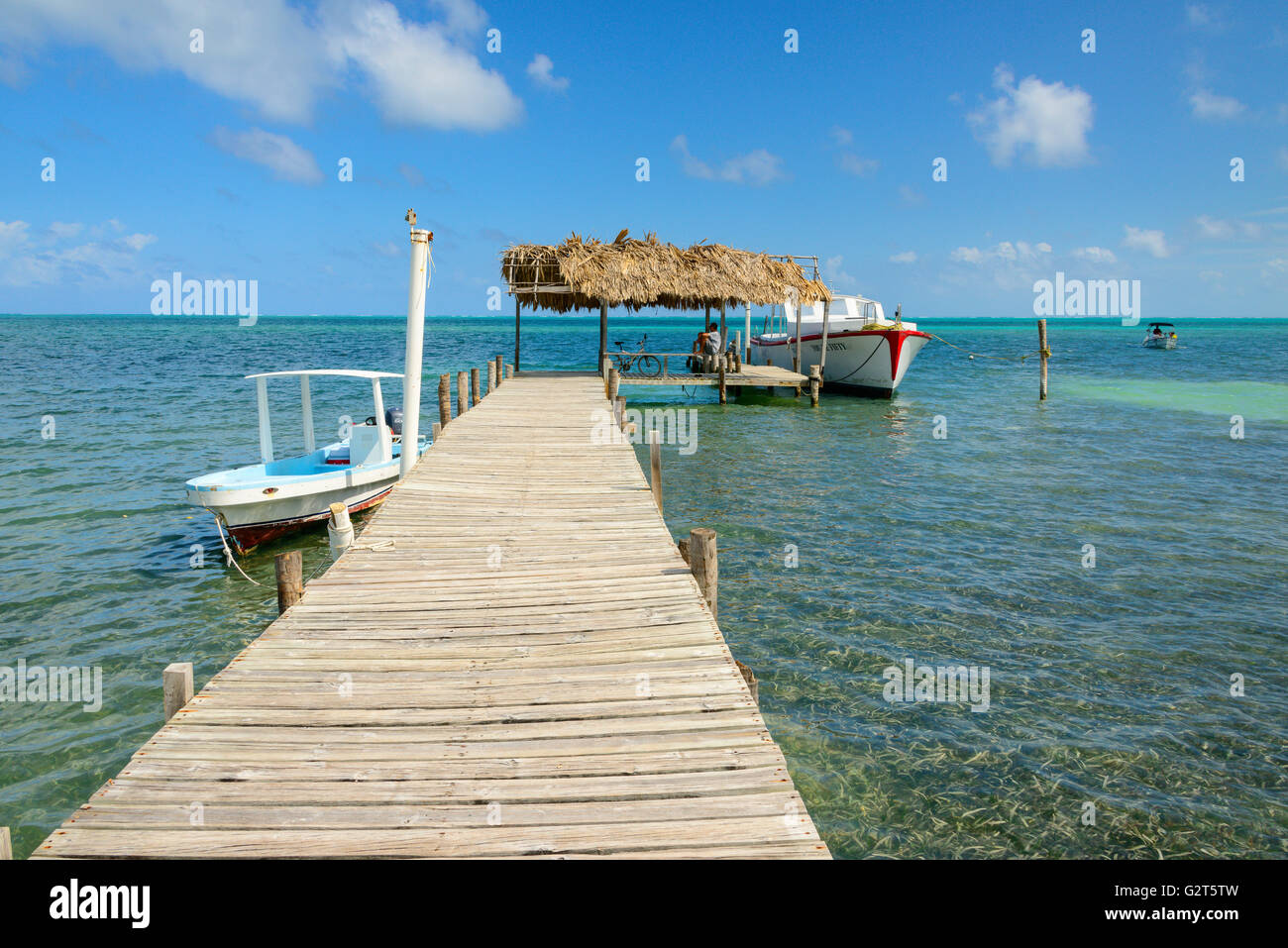 Bootsanlegestelle auf Caye Caulker Stockfoto