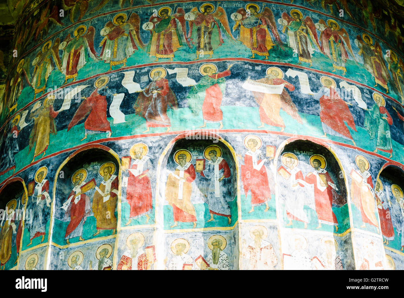 Klosters Sucevita; Kirche; Fresken Sie mit Darstellungen von Heiligen, Rumänien, Moldau, Moldawien, Moldau Carpathians, Sucevita Stockfoto