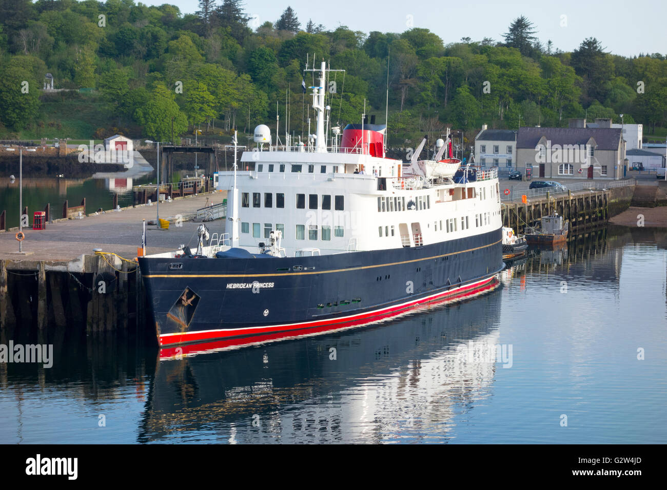 MV Hebridean Princess formal bekannt als die RMS dann MV Columba angedockt an Stornoway Hafen Isle of Lewis Western Isles Scotland Stockfoto