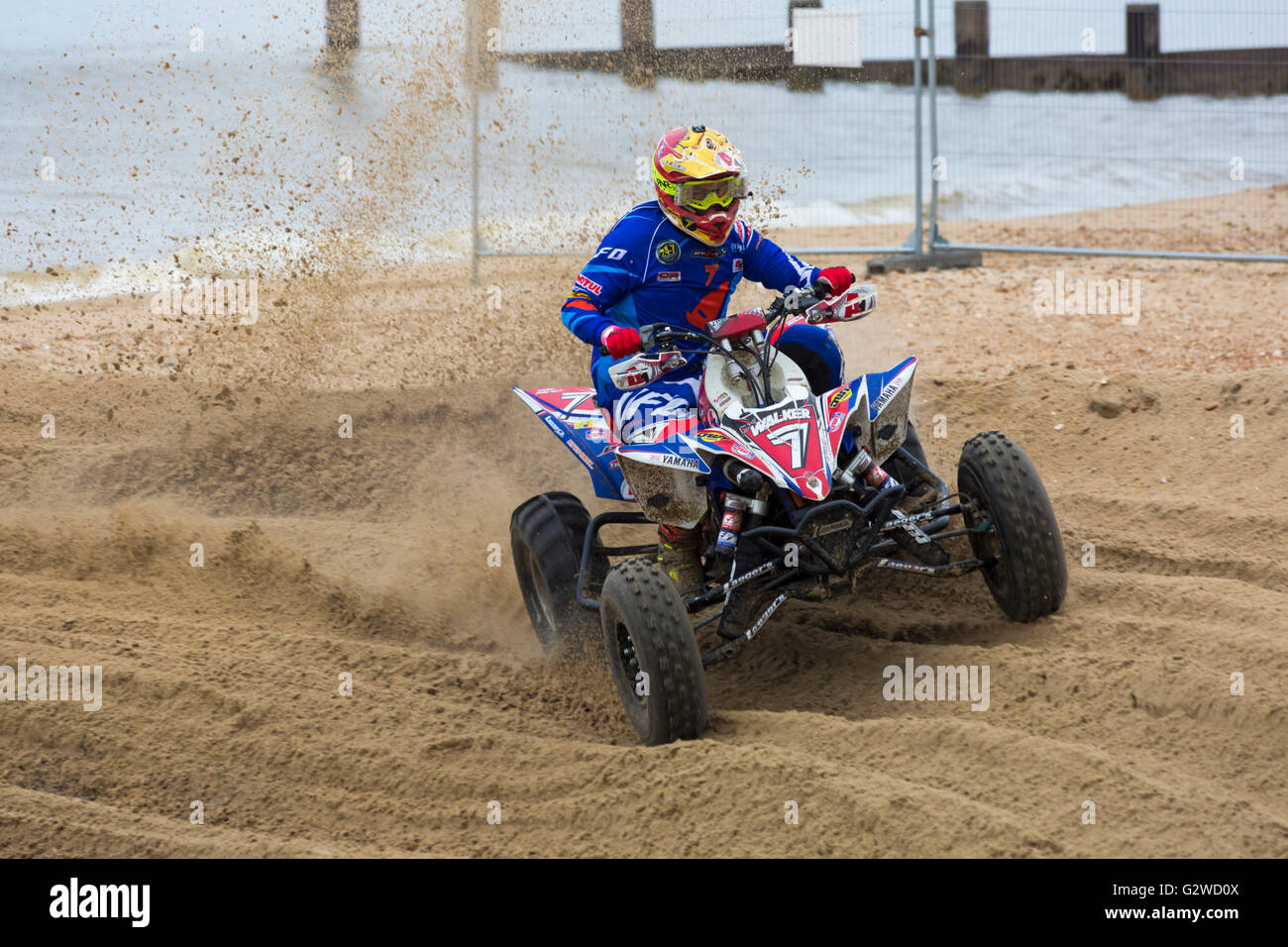 Bournemouth, UK 3. Juni 2016. BXUK Meisterschaft Racing - Quad bikes Rennen rund um den Kurs in Bournemouth Beach am ersten Tag des Bournemouth Räder Festival: Carolyn Jenkins/Alamy Live News Stockfoto