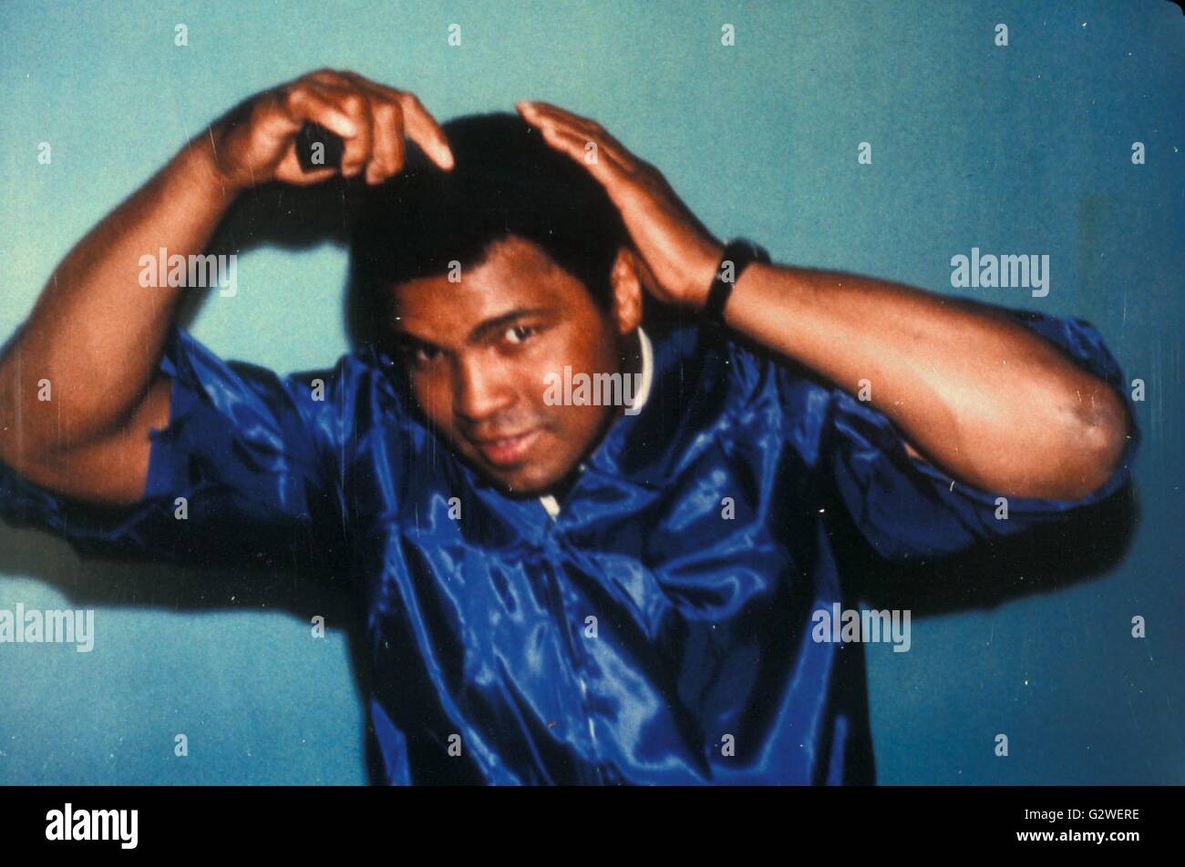 I2096-Ss.Pennsylvania-Trainingslager. 1. Januar 2011. SHARON SMITH//1980.MUHAMMAD ALI. MUHAMMADALIRETRO © Globe Photos/ZUMAPRESS.com/Alamy Live News Bildnachweis: ZUMA Press, Inc./Alamy Live News Stockfoto