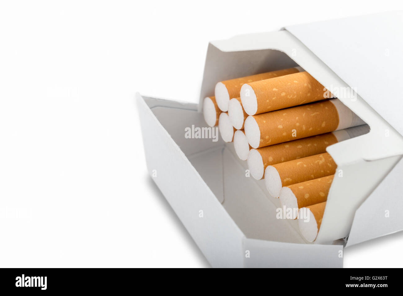 Seitenansicht der eine Packung Zigaretten - Plain Tabakverpackungen Stockfoto
