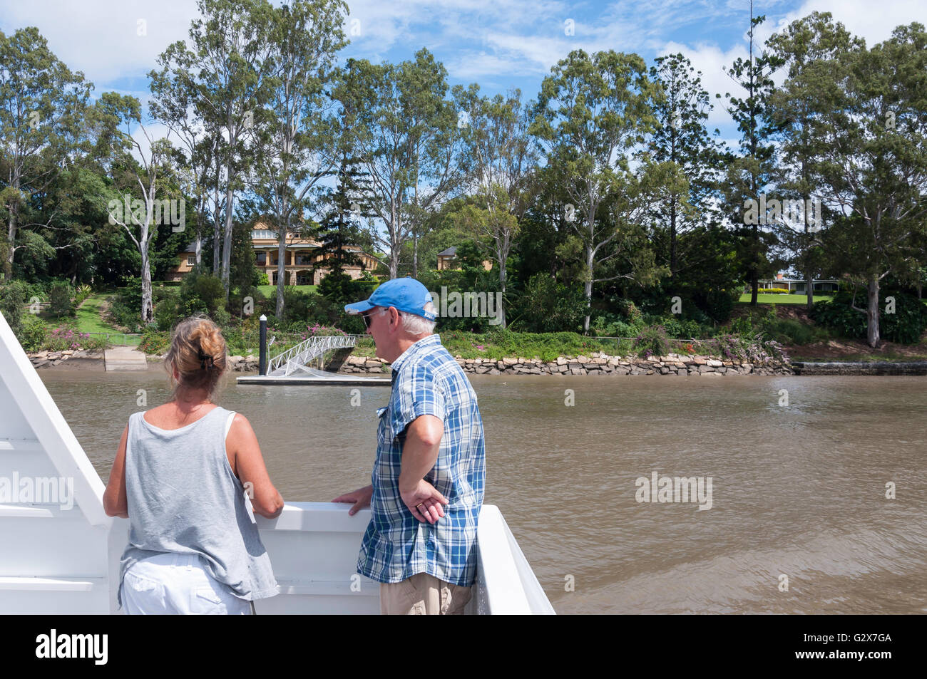 Paar am Brisbane River Kreuzfahrt nach Lone Pine Koala Sanctuary, Fig Tree Pocket, Brisbane, Queensland, Australien Stockfoto