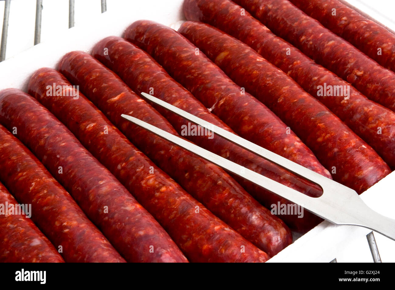 Chorizo, Chorizo Grill wird im Studio mit weißem Hintergrund fotografiert Stockfoto
