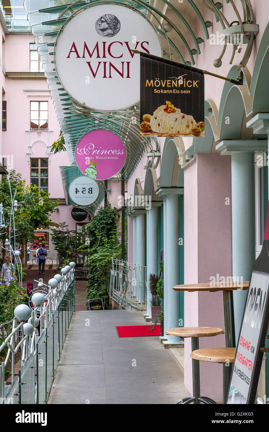 Essbereich, Hackesher Markt, Berlin, Deutschland Stockfoto