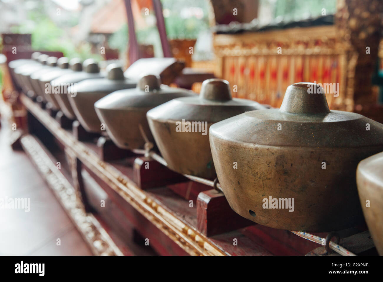 Traditionelle balinesischer perkussiver Musik Instrumente Instrumente für "Gamelan" Ensemble Musik, Ubud, Bali, Indonesien. Stockfoto