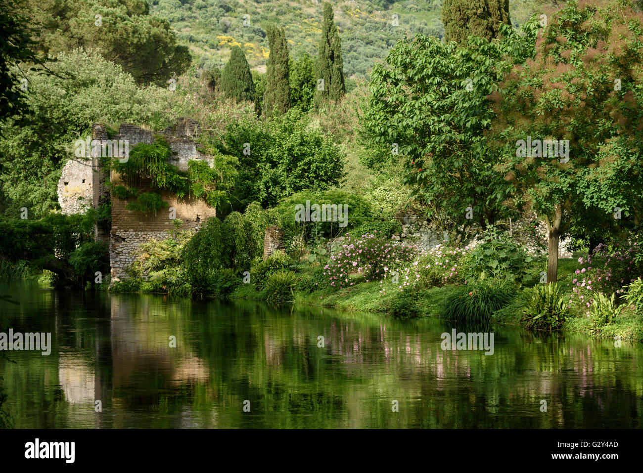 Gärten von Ninfa, Cisterna di Latina, Italien. Stockfoto