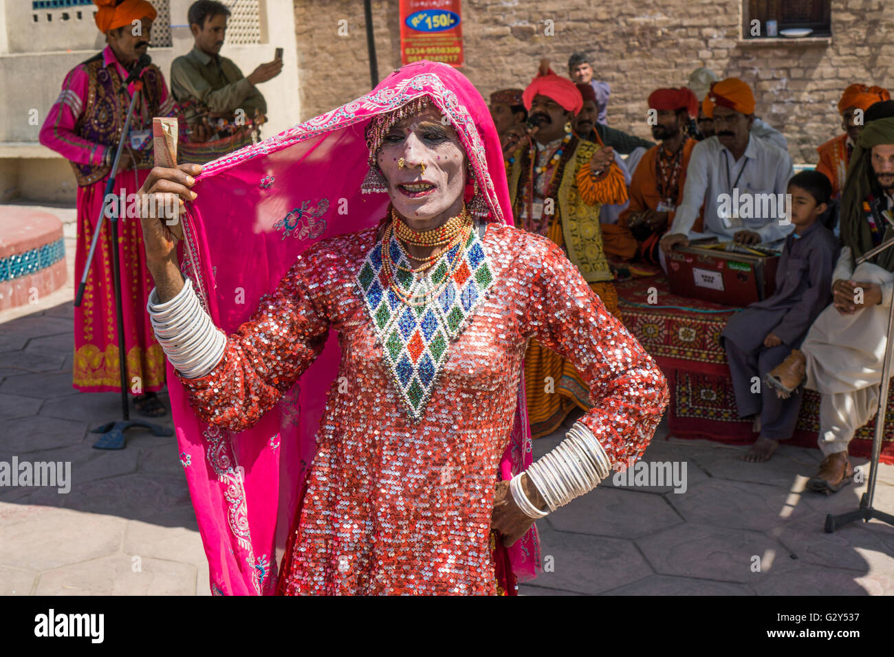 Cross Dresser Islamabad Pakistan Stockfoto