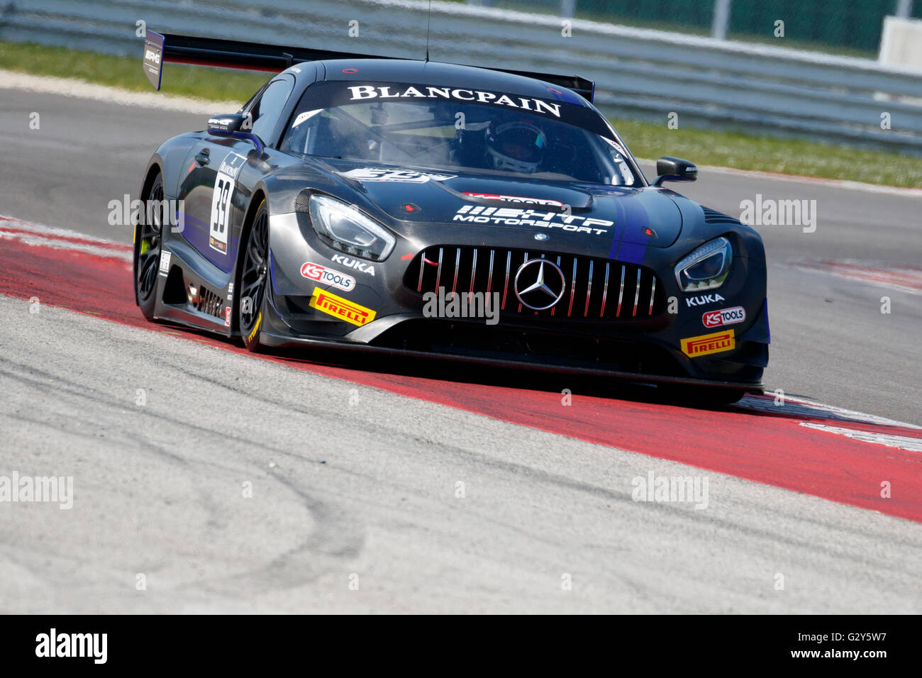 Misano Adriatico, Italien - 10. April 2016: Mercedes AMG GT3 von HTP Motorsport Team, angetrieben von Willem bezeichnet de Pundert Stockfoto