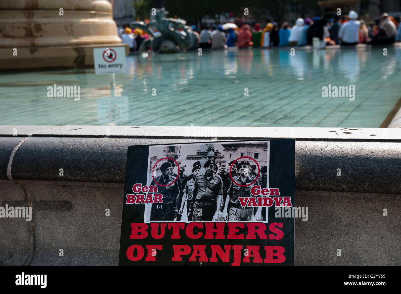 Tausenden von Sikhs aus dem Vereinigten Königreich besuchen eine Kundgebung auf dem Trafalgar Square zu erinnern 1984 Völkermord und fordern das Recht auf Selbstbestimmung der Khalistan. Stockfoto