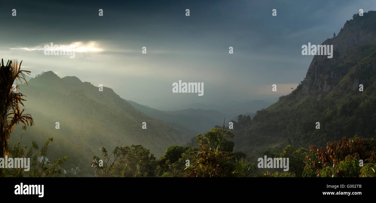 Sri Lanka, Ella, Wetter, Sturm naht Ella Rock, Panorama Stockfoto