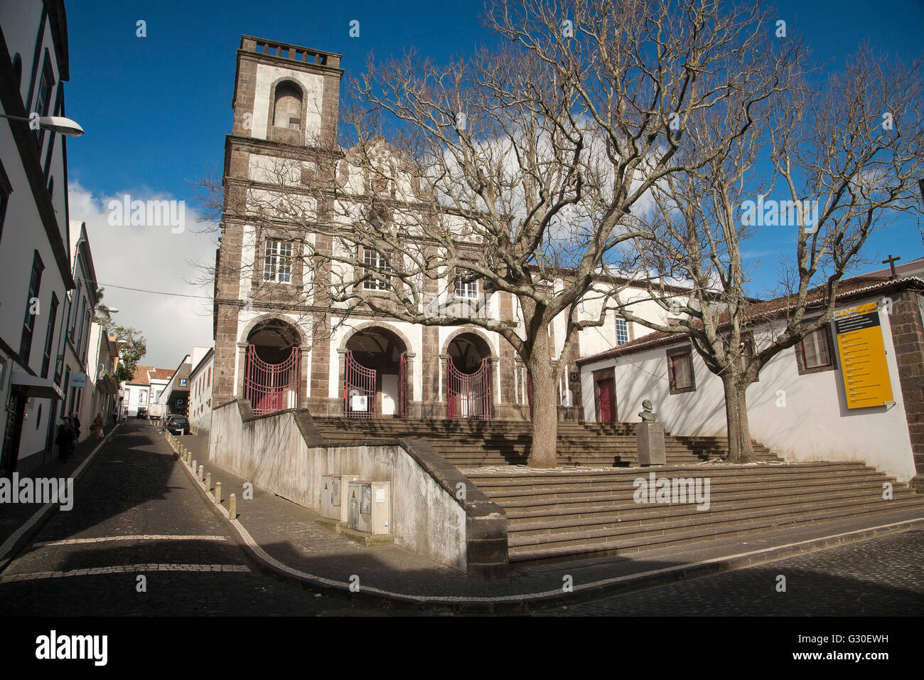 Kirche von Nossa Senhora da Graça, in der Stadt Ponta Delgada. Insel Sao Miguel, Azoren, Portugal. Stockfoto