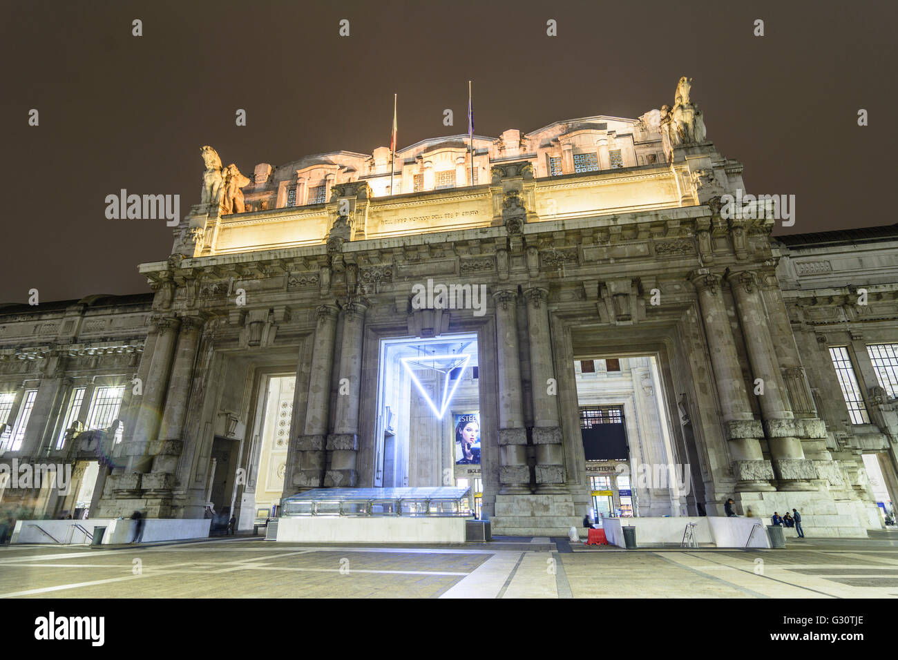 vom Bahnhof Milano Centrale, Italien, Lombardei, Lombardei, Mailand, Mailand Stockfoto