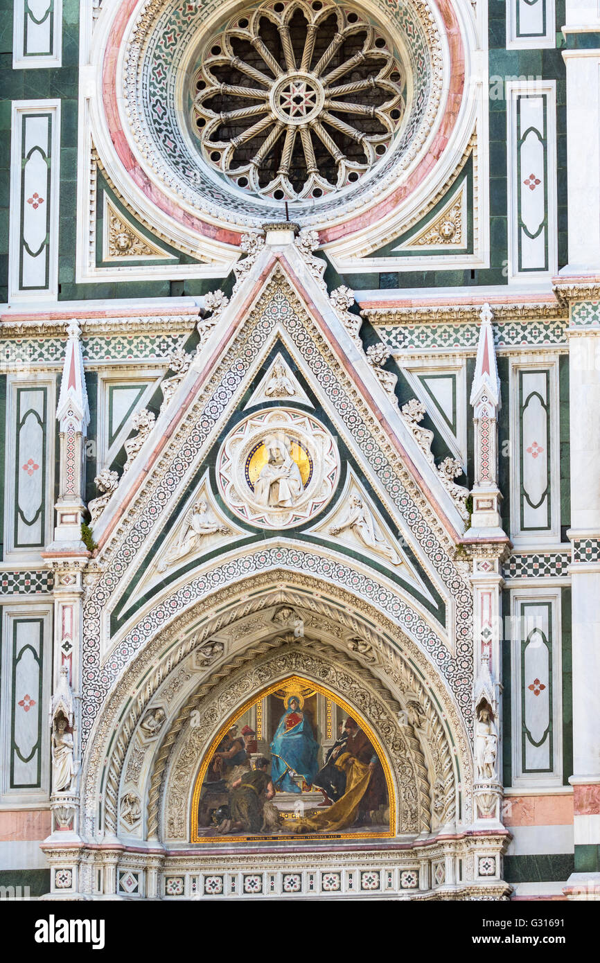 Biblische Gemälde am Eingang zum Cattedrale di Santa Maria del Fiore in Florenz Stockfoto