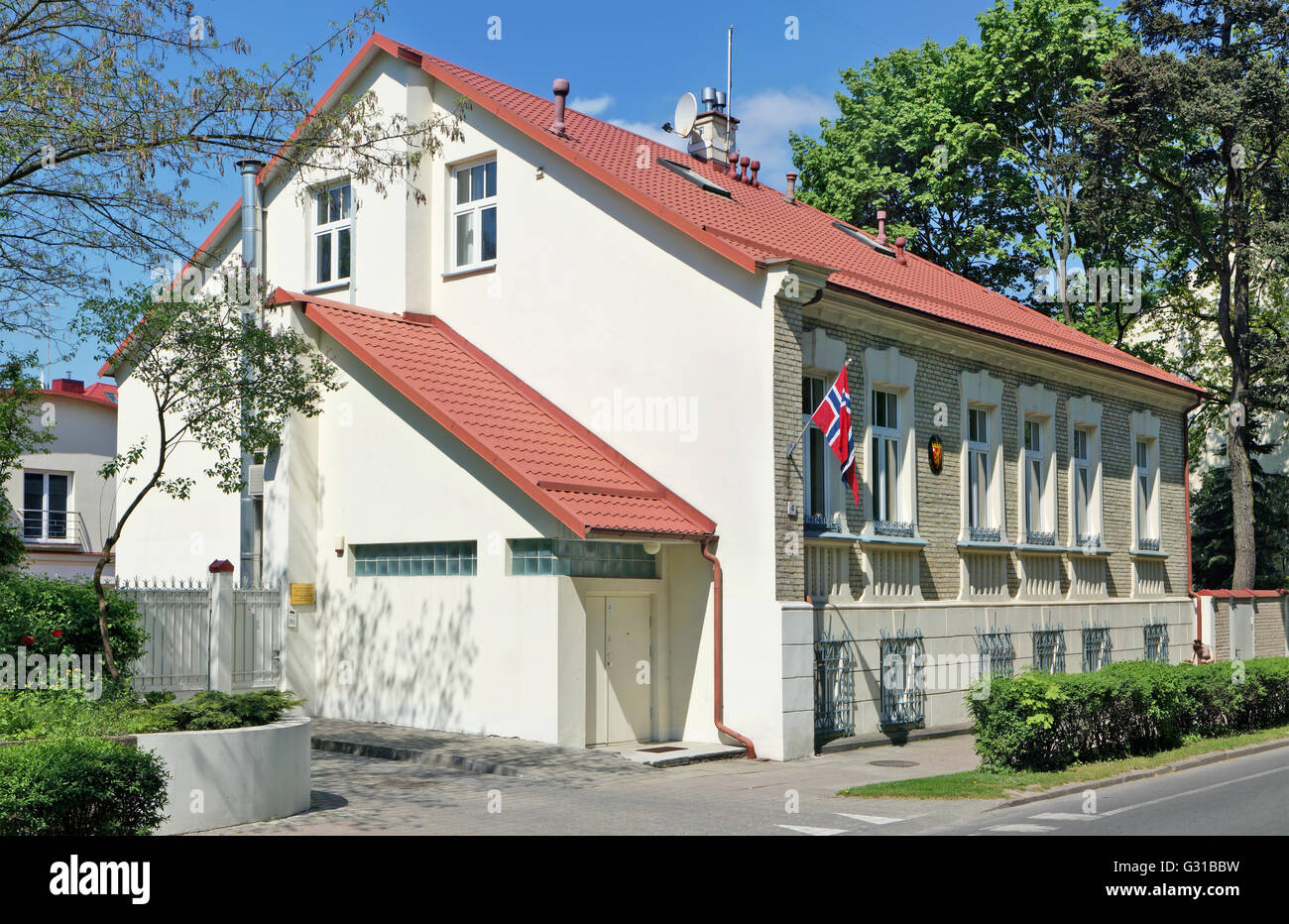 VILNIUS, Litauen - 12. Mai 2016: Das historische Gebäude der Botschaft des Königreichs Norwegen in der Republik Litauen ist o Stockfoto