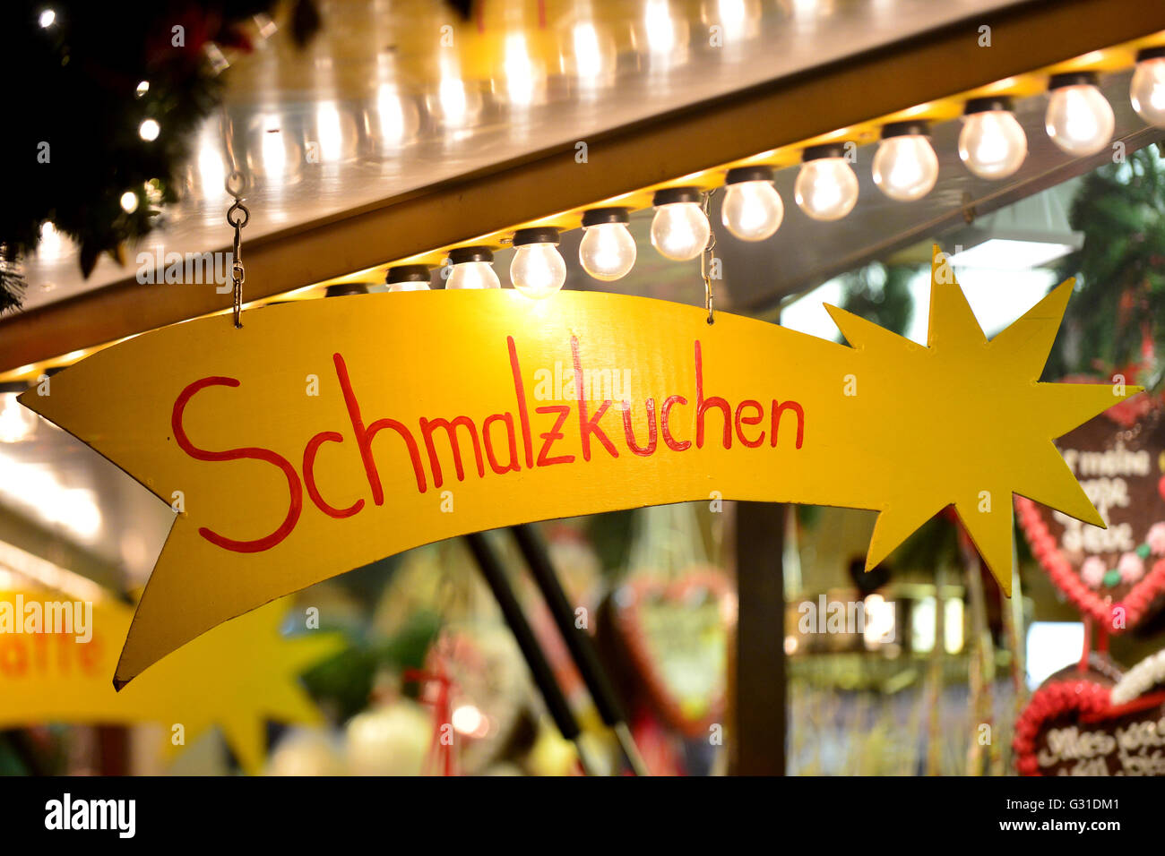 Hannover, Deutschland, Schmalz Kuchenteller auf der Weihnachts-Markt-Hannover Stockfoto