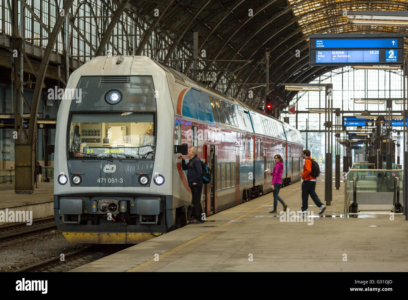 Prag, Tschechische Republik, die Bahn Ceske Drahy in Prag Hauptbahnhof Stockfoto
