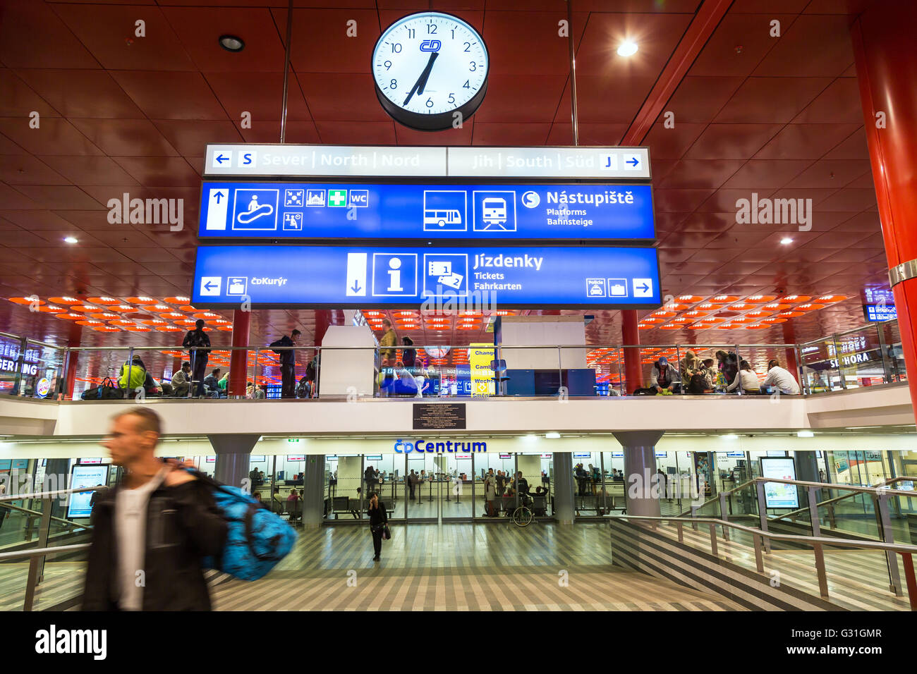 Prag, Tschechische Republik, CD Centrum in Prag Hauptbahnhof Stockfoto